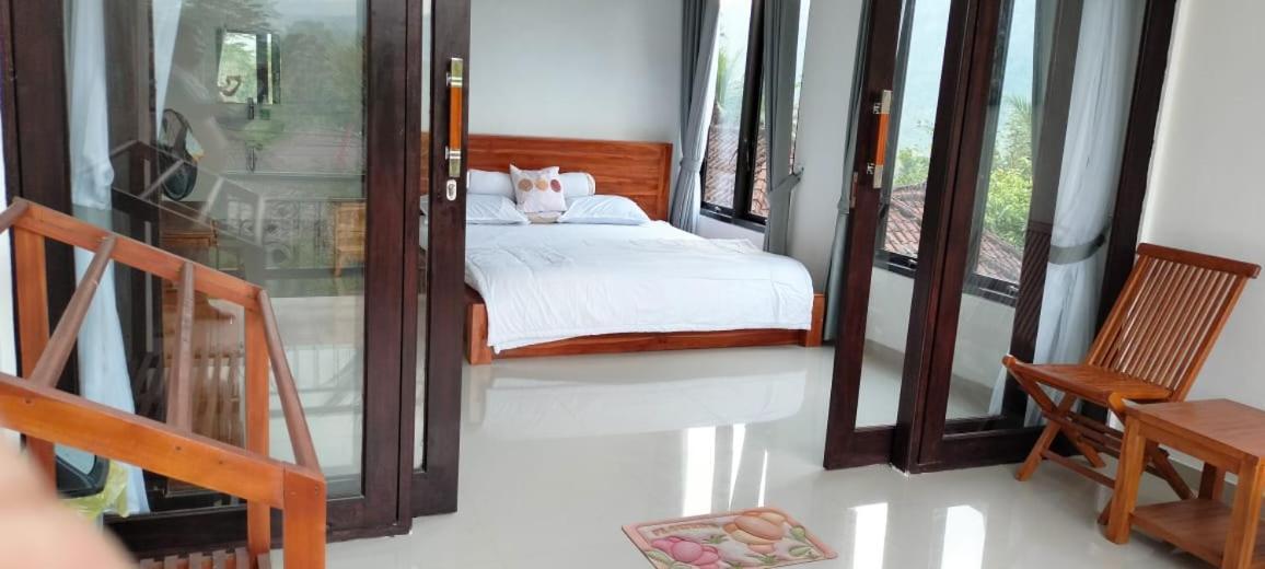 Giri Swari Homestay Sidemen  Kültér fotó